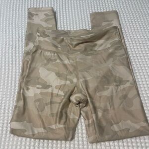 NWOT Gap Kids Camouflage Leggings